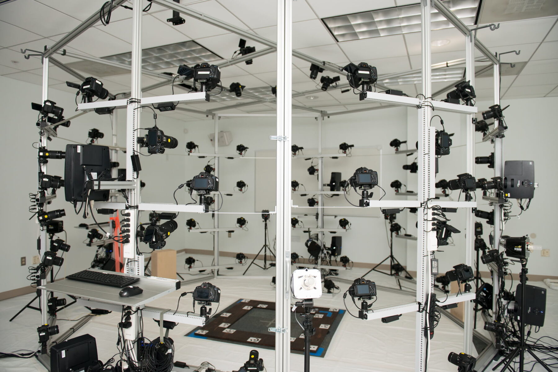 3D Scanning room, University of Maryland, Baltimore County, 2015, photo: Marlayna Demond